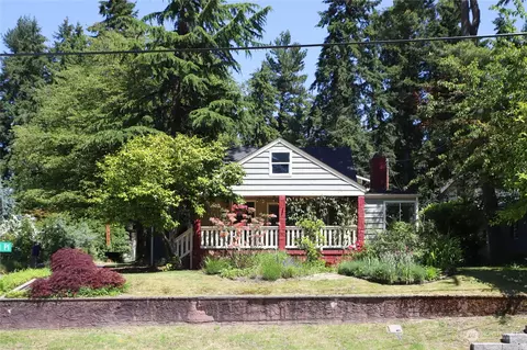 17822 5th Ave NE, Shoreline, WA 98155