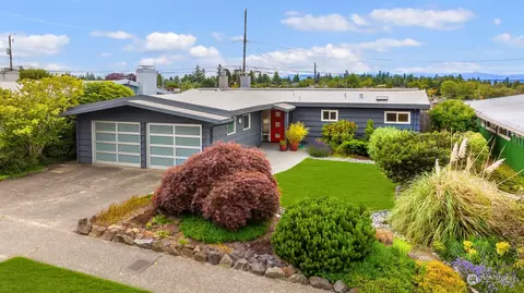 8715 21st Ave NW, Seattle, WA 98117