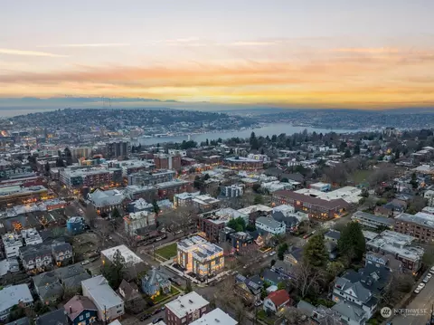 503 11th Ave E, Seattle, WA 98102 photo 28