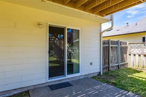 910 SW Orcas St, Oak Harbor, WA 98277 photo 30