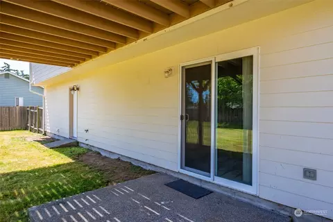 910 SW Orcas St, Oak Harbor, WA 98277 photo 29