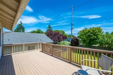910 SW Orcas St, Oak Harbor, WA 98277 photo 19