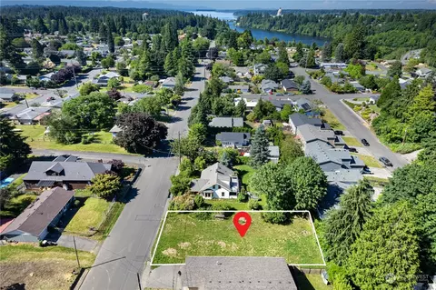 318 N 6th Ave SW, Tumwater, WA 98512