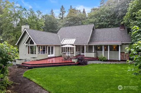 14811 226th Ave NE, Woodinville, WA 98077