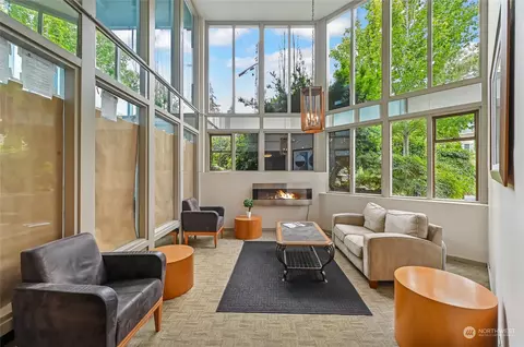 19428 Aurora Ave N #329, Shoreline, WA 98133
