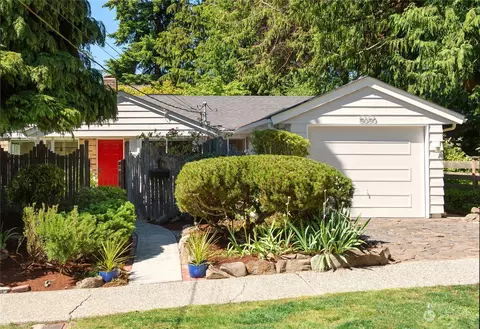 5050 SW Grayson St, Seattle, WA 98116