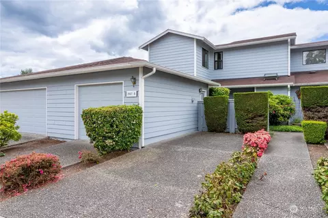 25027 110th Pl SE #B, Kent, WA 98030