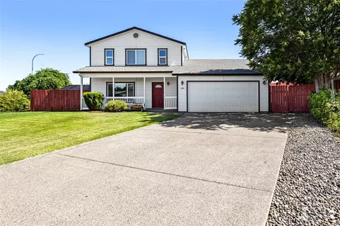 6504 Crestfields Rd, Yakima, WA 98908