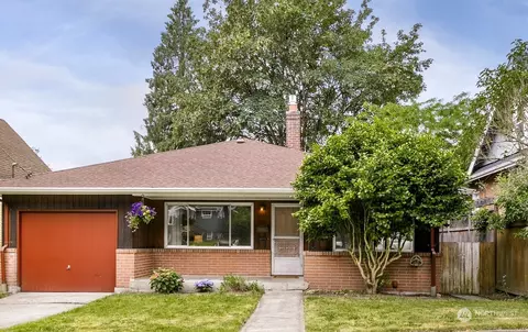 6217 27th Ave NE, Seattle, WA 98115