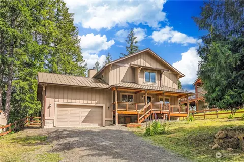 223 Alpine Dr, Packwood, WA 98361