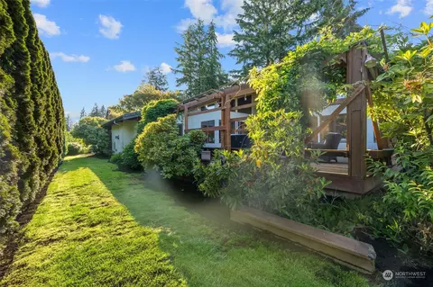 Exterior - 3511 217th Pl, Bothell, WA 98021 photo 7 of 10