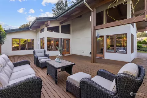 Exterior - 3511 217th Pl, Bothell, WA 98021 photo 4 of 10