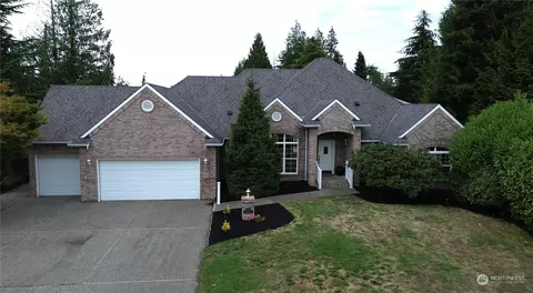 418 S 39th Pl, Mount Vernon, WA 98274