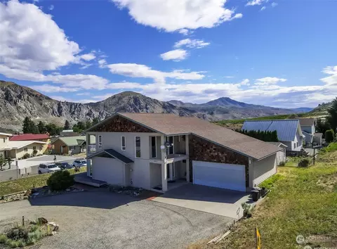 490 Sun Cove Rd, Orondo, WA 98843