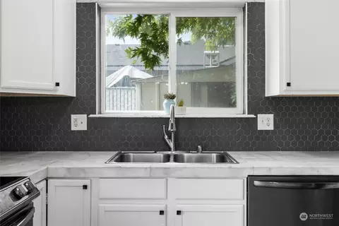 1215 N Beech Ave, Pasco, WA 99301 photo 12