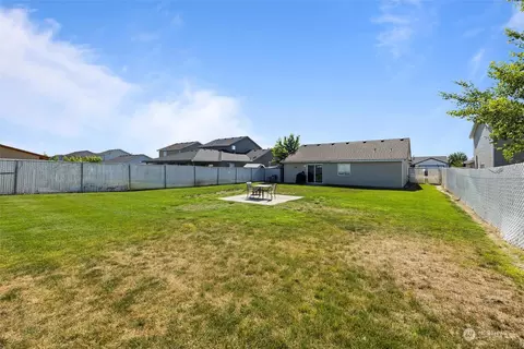 1215 N Beech Ave, Pasco, WA 99301 photo 25
