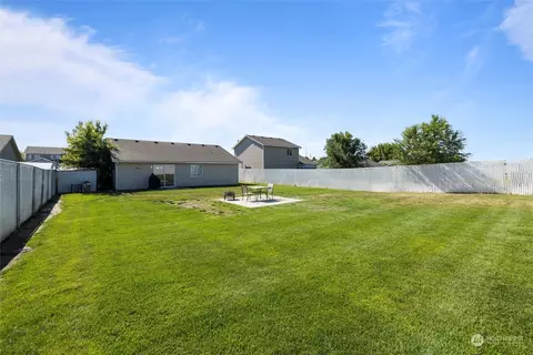 1215 N Beech Ave, Pasco, WA 99301 photo 26