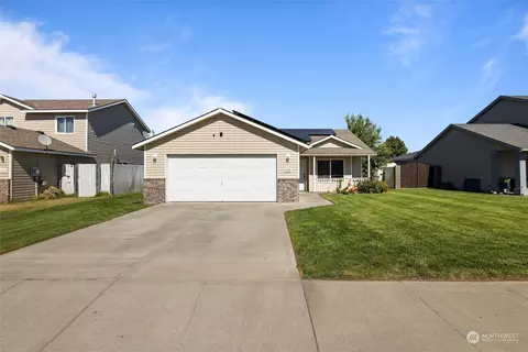 1215 N Beech Ave, Pasco, WA 99301 photo 2