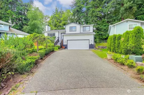6326 1st Dr SE, Everett, WA 98203
