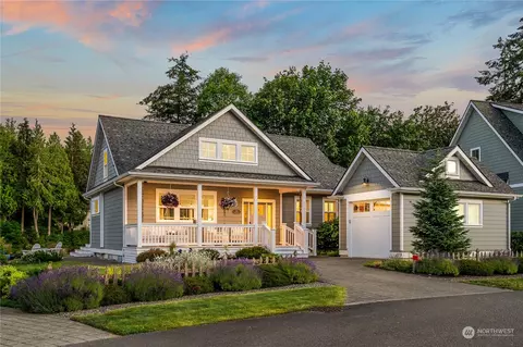 194 Anchor Ln, Port Ludlow, WA 98365