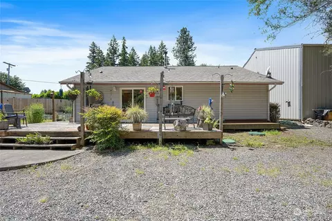 Exterior - 40522 228th Way, Enumclaw, WA 98022 photo 7 of 13