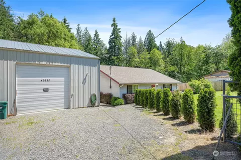 Exterior - 40522 228th Way, Enumclaw, WA 98022 photo 3 of 13