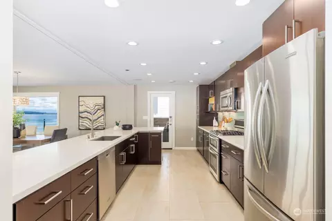 Kitchen - 1343 Madrona Ave, Everett, WA 98203 photo 1 of 2