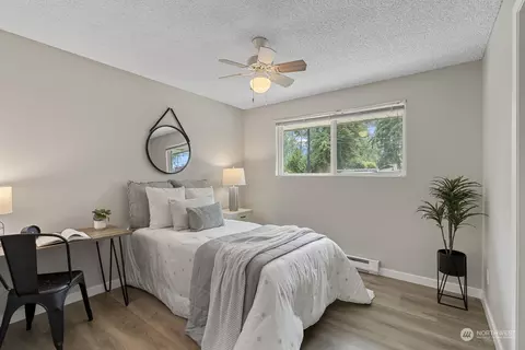Bedroom - 2223 122nd Pl SE, Everett, WA 98208 photo 1 of 4