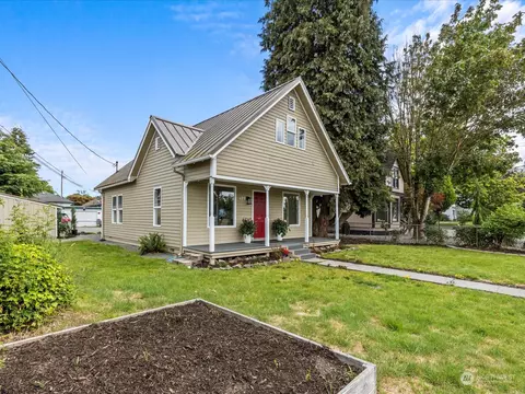 129 S Ferry Ave, Monroe, WA 98272
