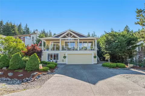 19 Longshore Ln, Bellingham, WA 98229