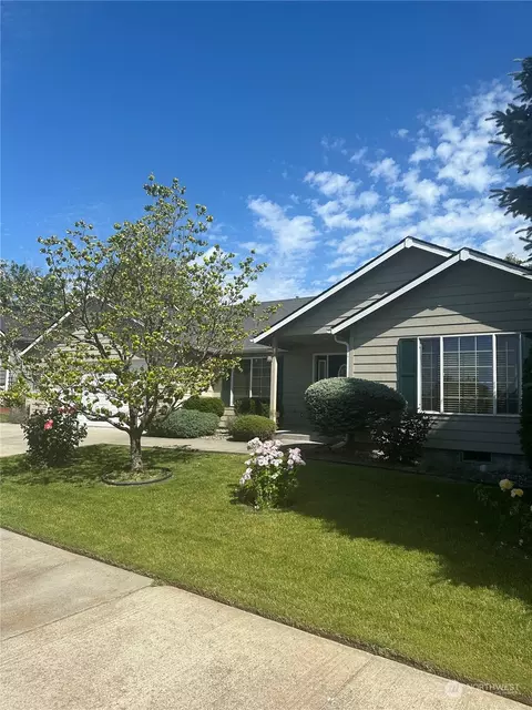 2342 Hawk Dr, Walla Walla, WA 99362