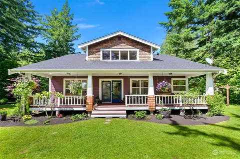 3030 Aldergrove Rd, Ferndale, WA 98248