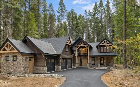 6670 Tumble Creek Dr, Cle Elum, WA 98922