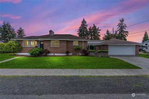 3702 S 31st St, Tacoma, WA 98409