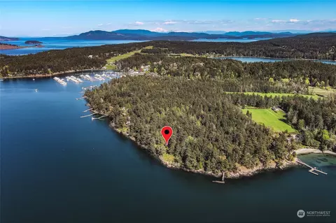 124 Bazalgette Point Dr, Friday Harbor, WA 98250