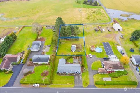 181 Bay Lyn Dr, Lynden, WA 98264