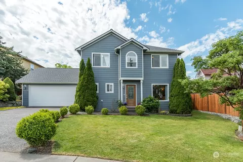 1512 Sarah St, Mount Vernon, WA 98274