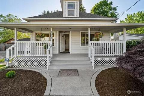 Exterior - 3140 Harding St, Enumclaw, WA 98022 photo 2 of 6