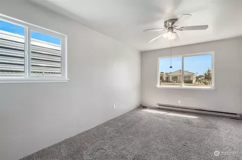205 E Cedar St, Othello, WA 99344 photo 14