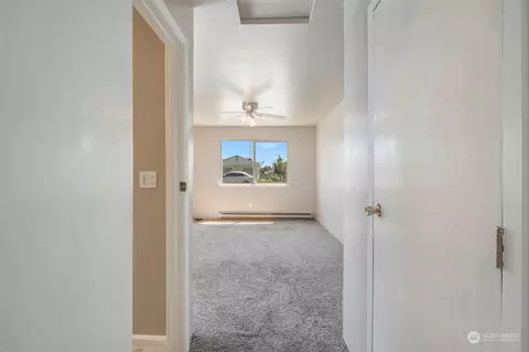 205 E Cedar St, Othello, WA 99344 photo 12