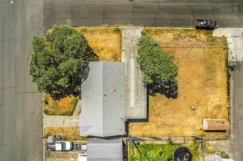 205 E Cedar St, Othello, WA 99344 photo 4