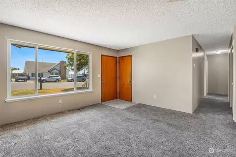 205 E Cedar St, Othello, WA 99344 photo 17