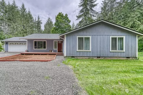 2391 NW Dove Glen Ln, Poulsbo, WA 98370