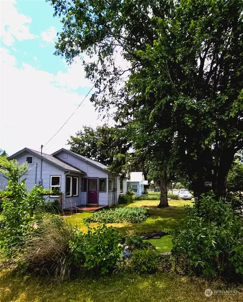 135 W May St, Washtucna, WA 99371