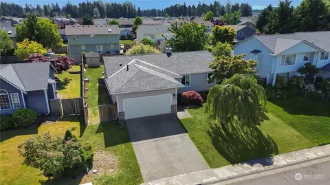 17105 114th Avenue Ct E, Puyallup, WA 98374