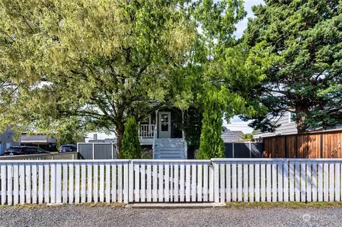 1601 6th St, Marysville, WA 98270