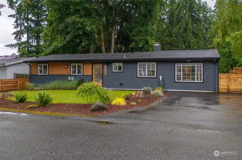 Exterior - 17920 91st Pl NE, Bothell, WA 98011 photo 7 of 16