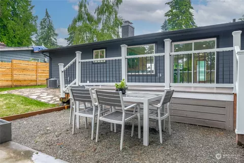 Exterior - 17920 91st Pl NE, Bothell, WA 98011 photo 9 of 16