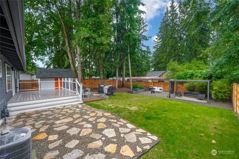 Exterior - 17920 91st Pl NE, Bothell, WA 98011 photo 13 of 16
