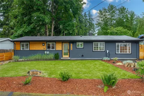 Exterior - 17920 91st Pl NE, Bothell, WA 98011 photo 3 of 16